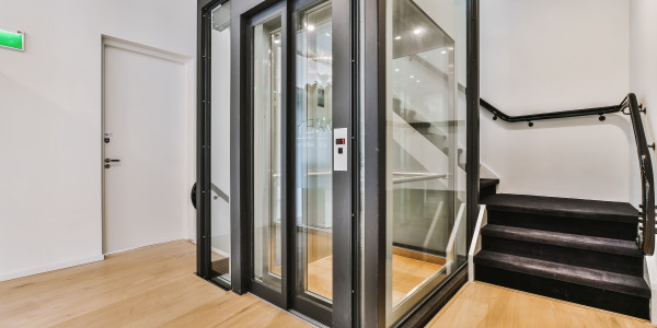 Diseño y Desarrollo de Proyectos Soria · Instalación de Ascensor